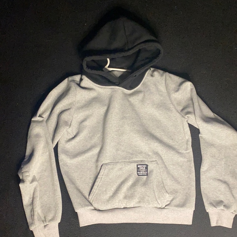 Rostary Child Boys M Pullover Hoodie